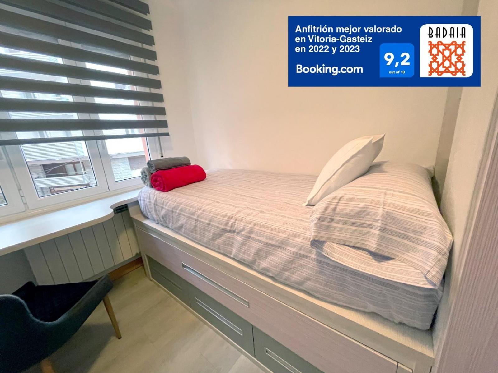 A Las Puertas De La Catedral 90M2 Con Garaje Vitoria-Gasteiz Extérieur photo