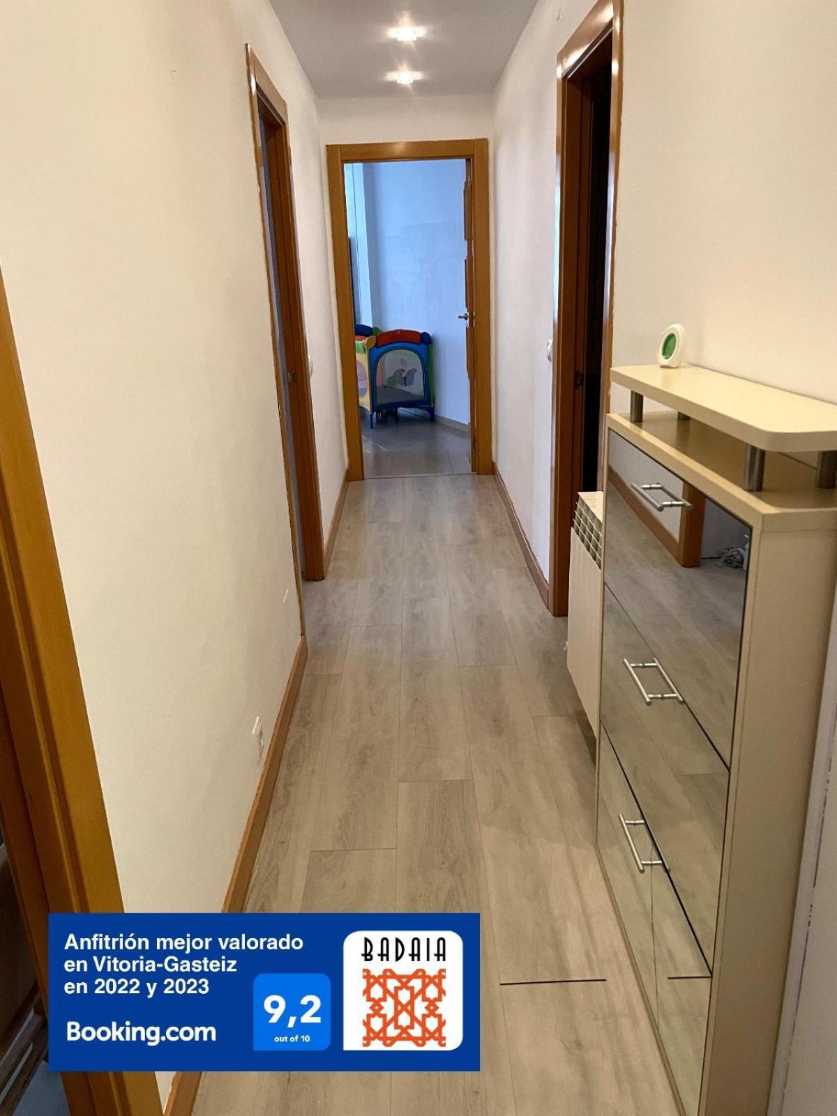 A Las Puertas De La Catedral 90M2 Con Garaje Vitoria-Gasteiz Extérieur photo